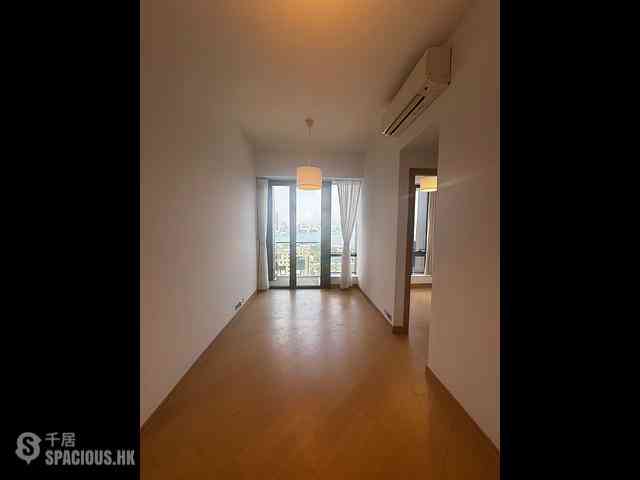 Causeway Bay - Jones Hive 02