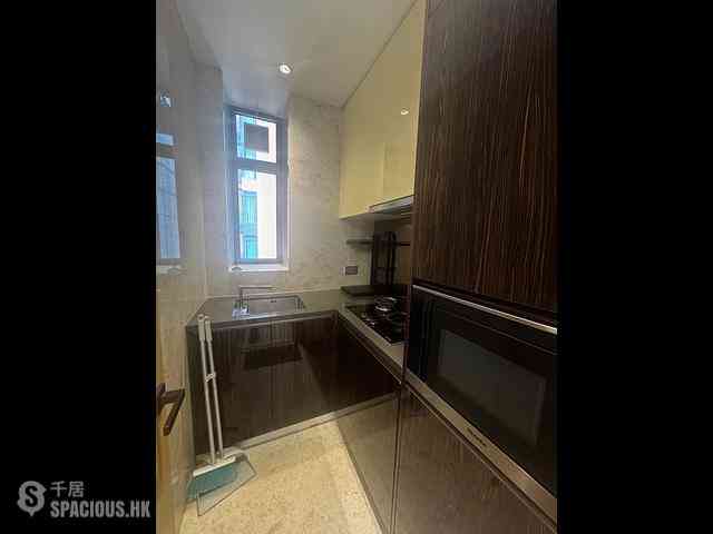 Causeway Bay - Jones Hive 04