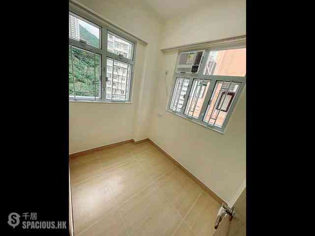 Sai Wan Ho - Hoi Ning Building 07