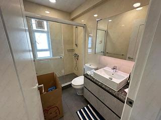 Pok Fu Lam - Baguio Villa Block 36 08