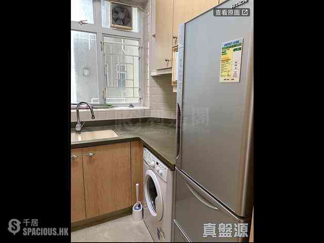 Quarry Bay - The Orchards Block 2 02