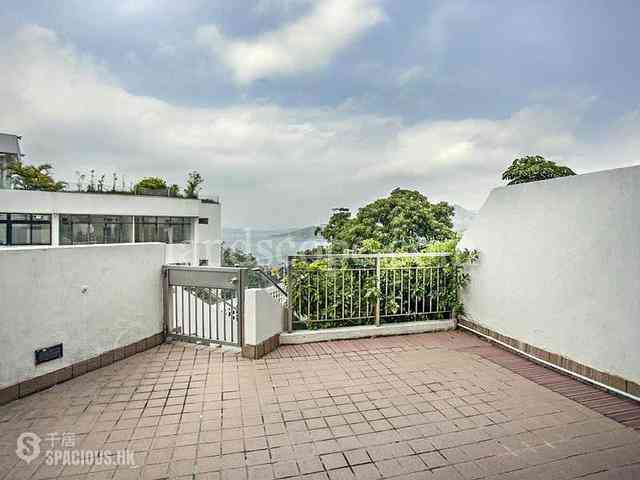 Repulse Bay - 9-10, Headland Road 03