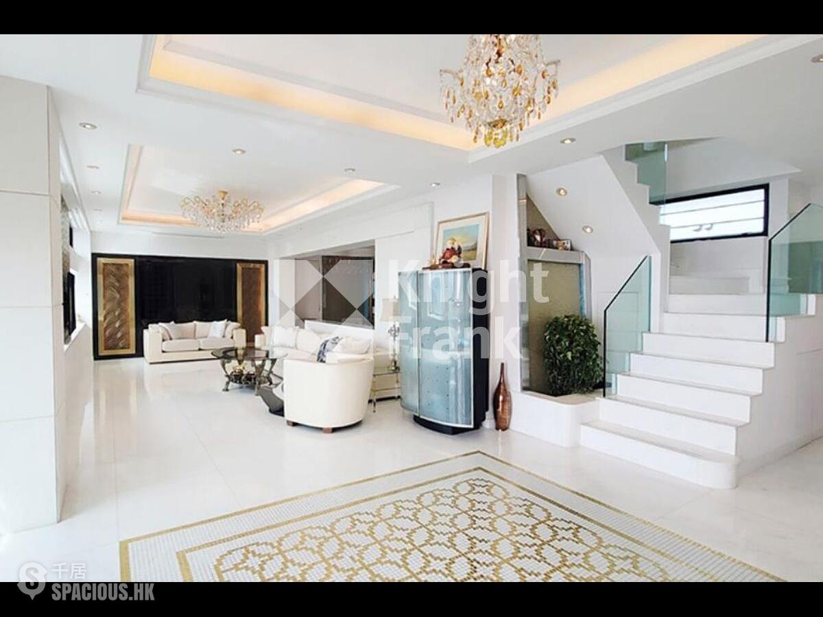 Repulse Bay - 37, Repulse Bay Road 01
