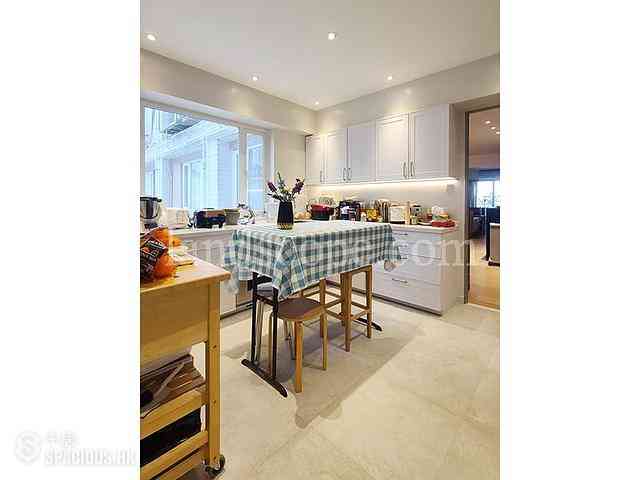 Stubbs Road - Villa Monte Rosa 06