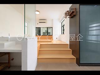 銅鑼灣 - 光明臺 13