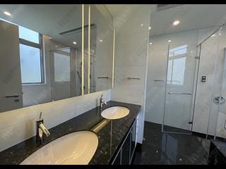 The Peak - Interocean Court 04