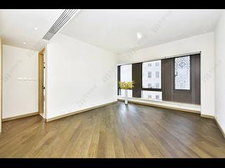 Mid Levels Central - 3, MacDonnell Road 02