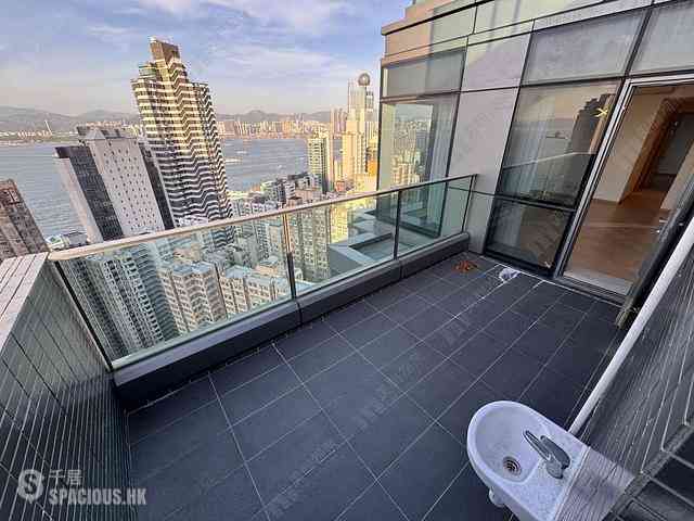 Shek Tong Tsui - Novum West 02