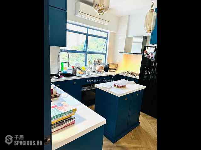 Mid Levels Central - Pearl Gardens 05