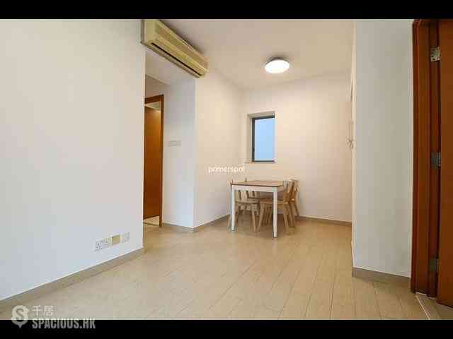 Wan Chai - The Zenith 02