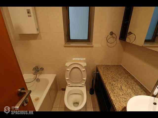 Wan Chai - The Zenith 07