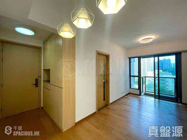Tseung Kwan O - The Papillons Block 3 01
