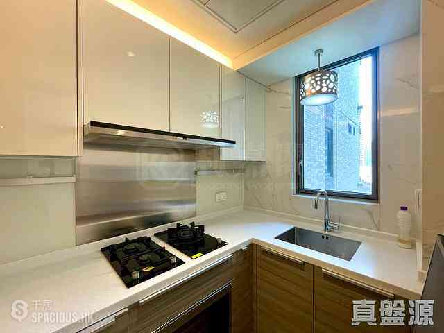 Tseung Kwan O - The Papillons Block 3 02