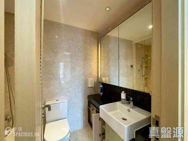 Tseung Kwan O - The Papillons Block 3 03