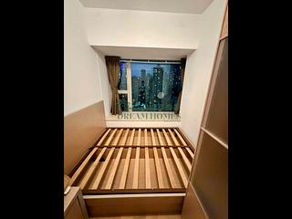 Sai Ying Pun - Centre Place 06