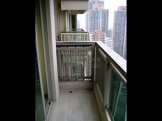 Sai Ying Pun - Centre Place 09