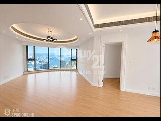 Mid Levels Central - Regence Royale 02