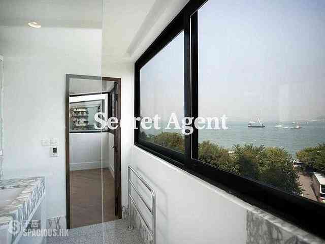 Kennedy Town - Tung Fat Building 09