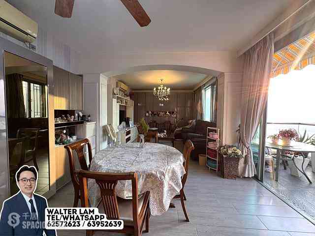 Tung Chung - Tung Chung Crescent Phase 1 Block 2 03