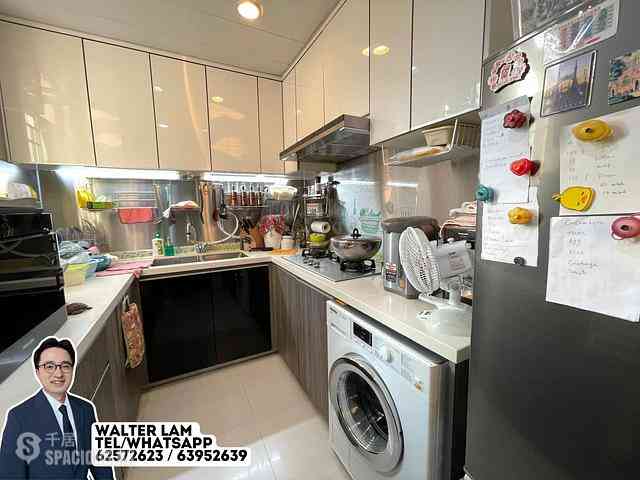 Tung Chung - Tung Chung Crescent Phase 1 Block 2 07