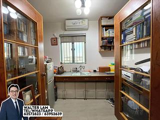 Tung Chung - Tung Chung Crescent Phase 1 Block 2 10