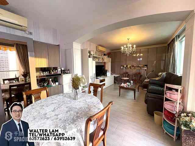 Tung Chung - Tung Chung Crescent Phase 1 Block 2 05