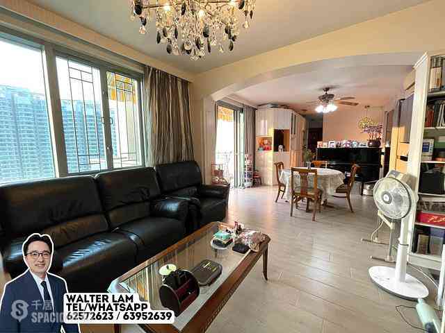 Tung Chung - Tung Chung Crescent Phase 1 Block 2 06
