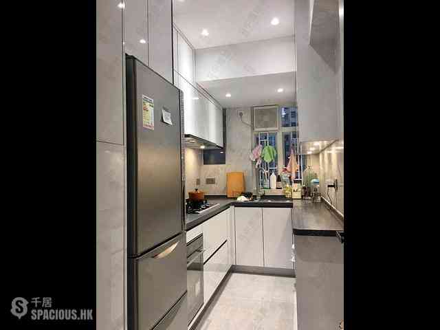 Sai Ying Pun - Kingsfield Tower Block B 06