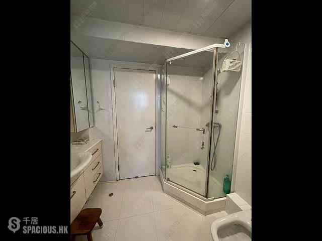 Mid Levels Central - Hong Lok Mansion 10