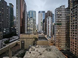 Wan Chai - Gold Harbour Mansion 07