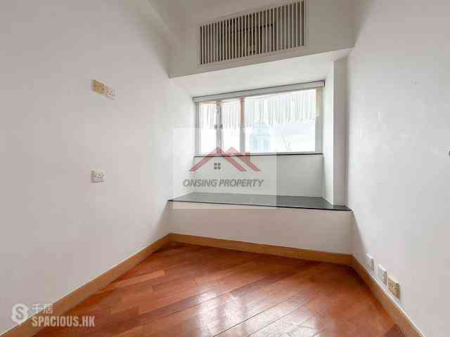 Mid Levels Central - The Rednaxela 06