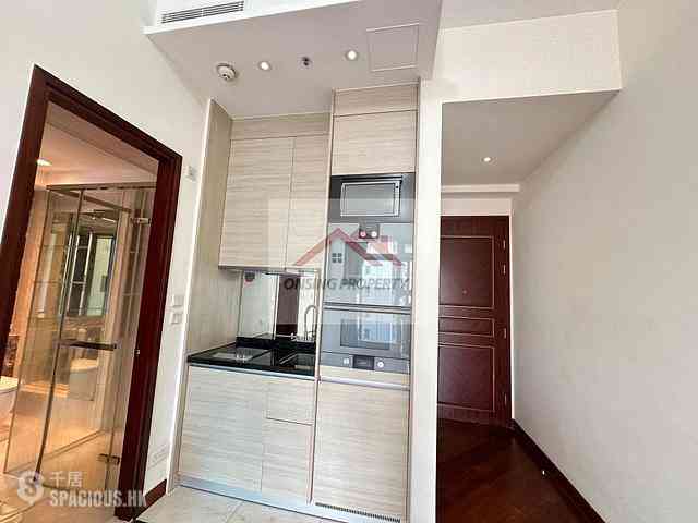 Wan Chai - The Avenue Phase 2 Block 3 03