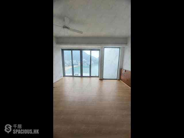 Repulse Bay - The Beachfront 08