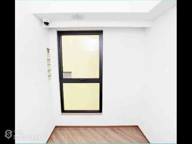 Tsuen Wan - Lime Spark 02