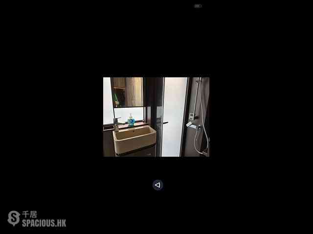 North Point - One Prestige 03
