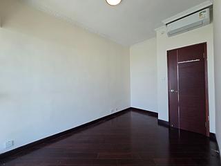 Tung Chung - Coastal Skyline Phase 3 La Rossa Block B (Block 8) 22
