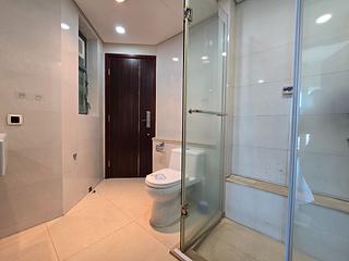 Tung Chung - Coastal Skyline Phase 3 La Rossa Block B (Block 8) 23