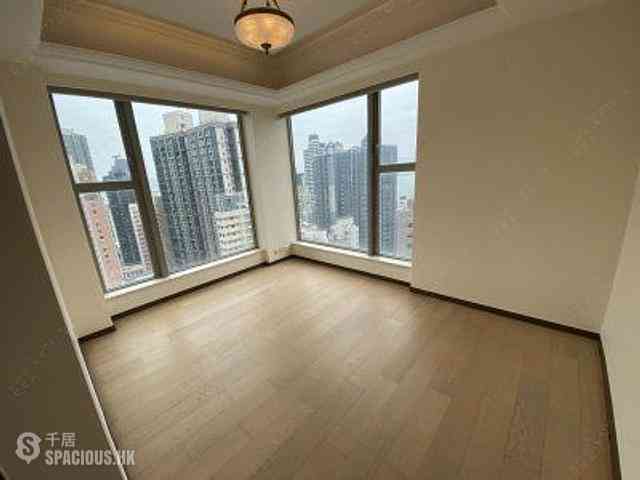 Sai Ying Pun - The Summa Block 1 02