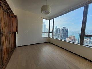 Sai Ying Pun - The Summa Block 1 03