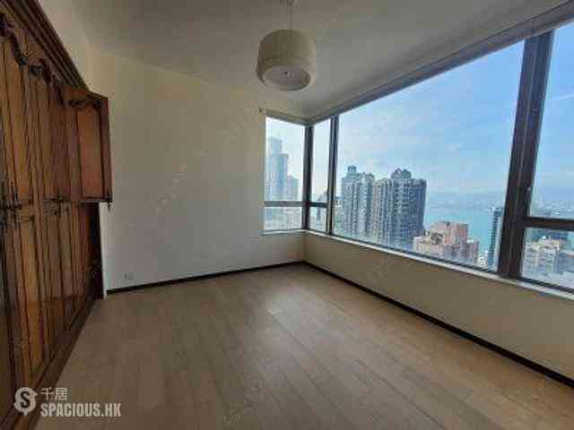 Sai Ying Pun - The Summa Block 1 03