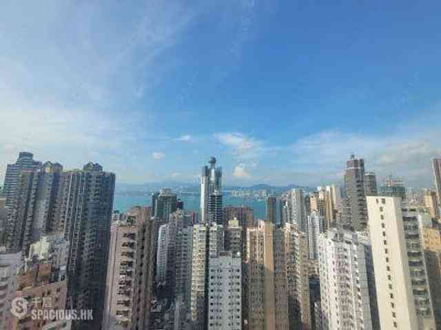 Sai Ying Pun - The Summa Block 1 05