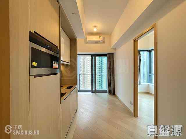 Lohas Park - Manor Hill 01