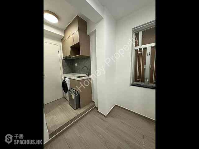 Causeway Bay - Lei Wen Court 04