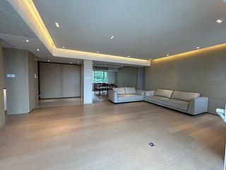 The Peak - Villa Verde Block A 06