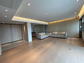 The Peak - Villa Verde Block A 07
