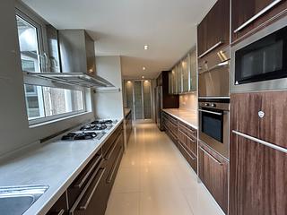 The Peak - Villa Verde Block A 20
