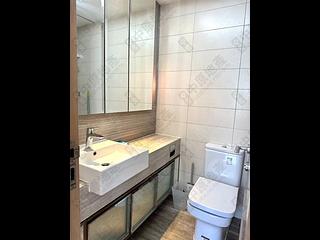 Sai Ying Pun - Island Crest Block 1 06