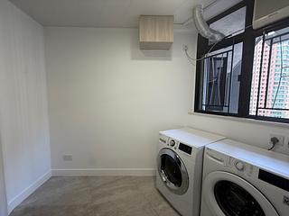 Mid Levels Central - Clovelly Court 09