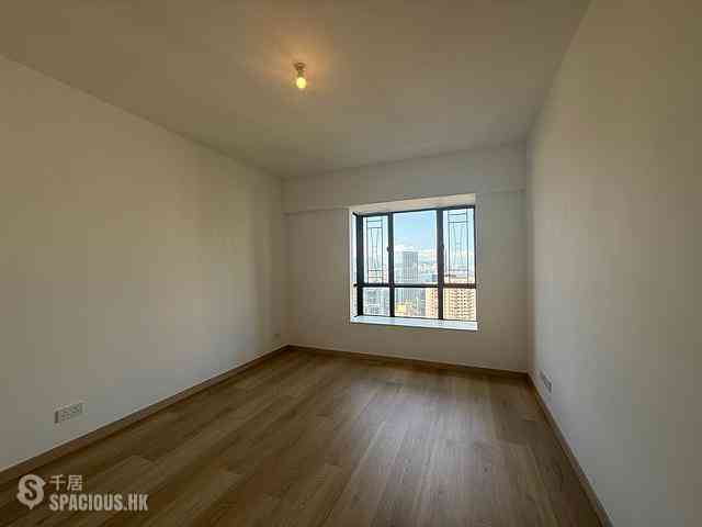 Mid Levels Central - Clovelly Court 06