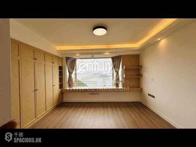 Chung Hom Kok - Hillgrove 12